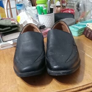 Elegant Clarks Black Slip-On Loafers for Men